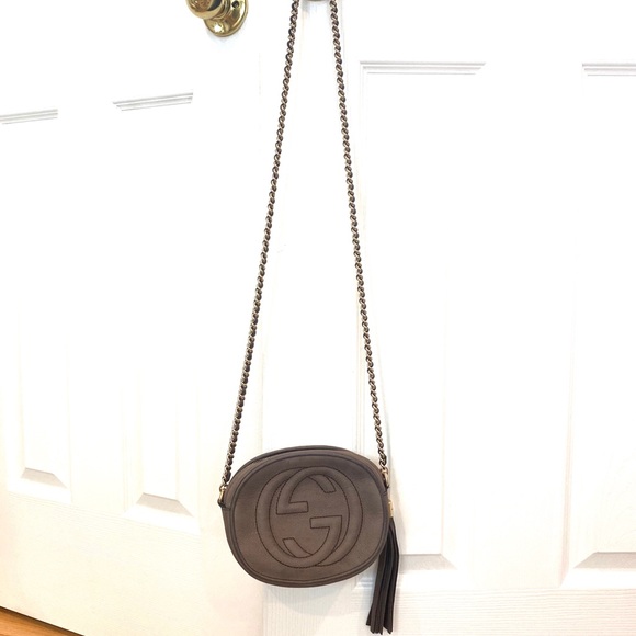 GUCCI Classic Taupe Crossbody Logo - Picture 5 of 9